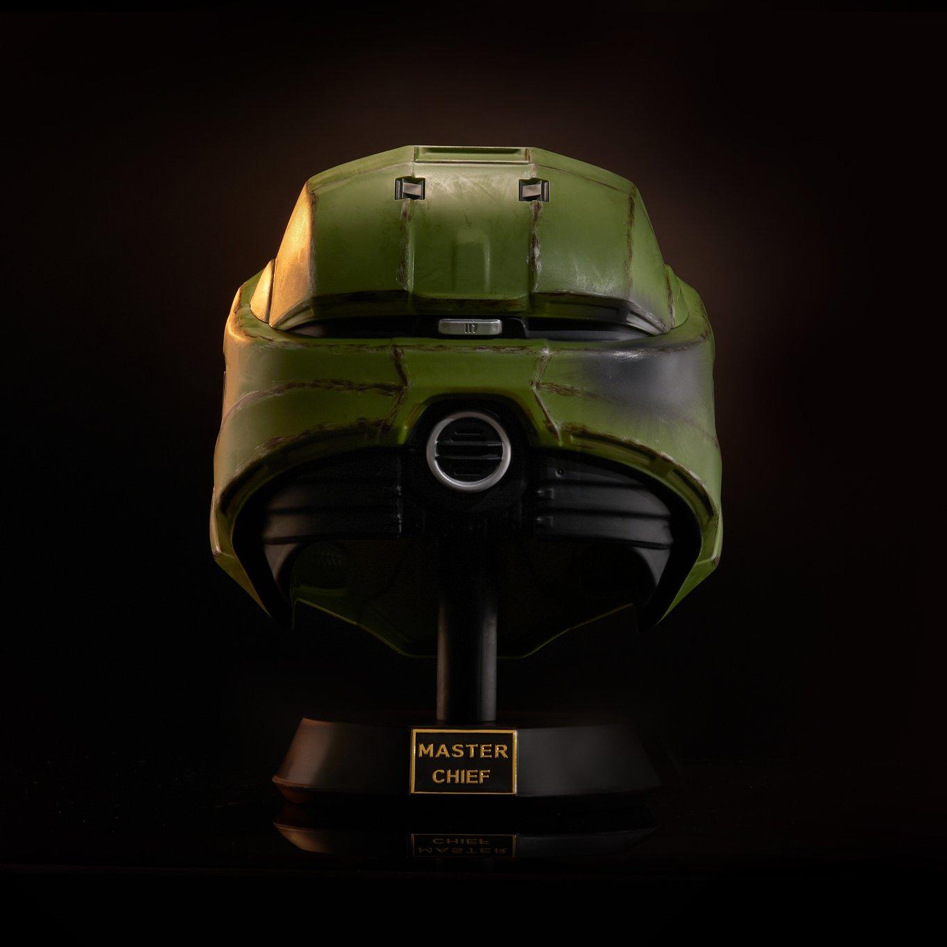 Halo 3 Legendary popular Edition Master Chief Helmet Display w/Stand