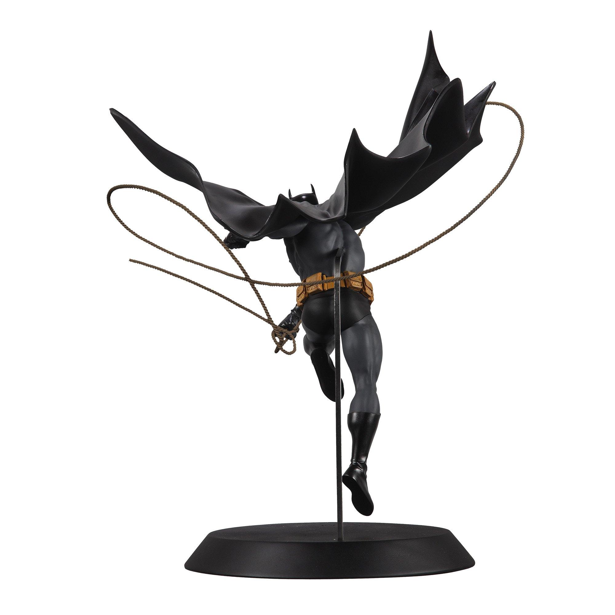 McFarlane Toys DC Direct Batman by Dan Mora (DC Designer Series) 1:6 Scale Resin Statue