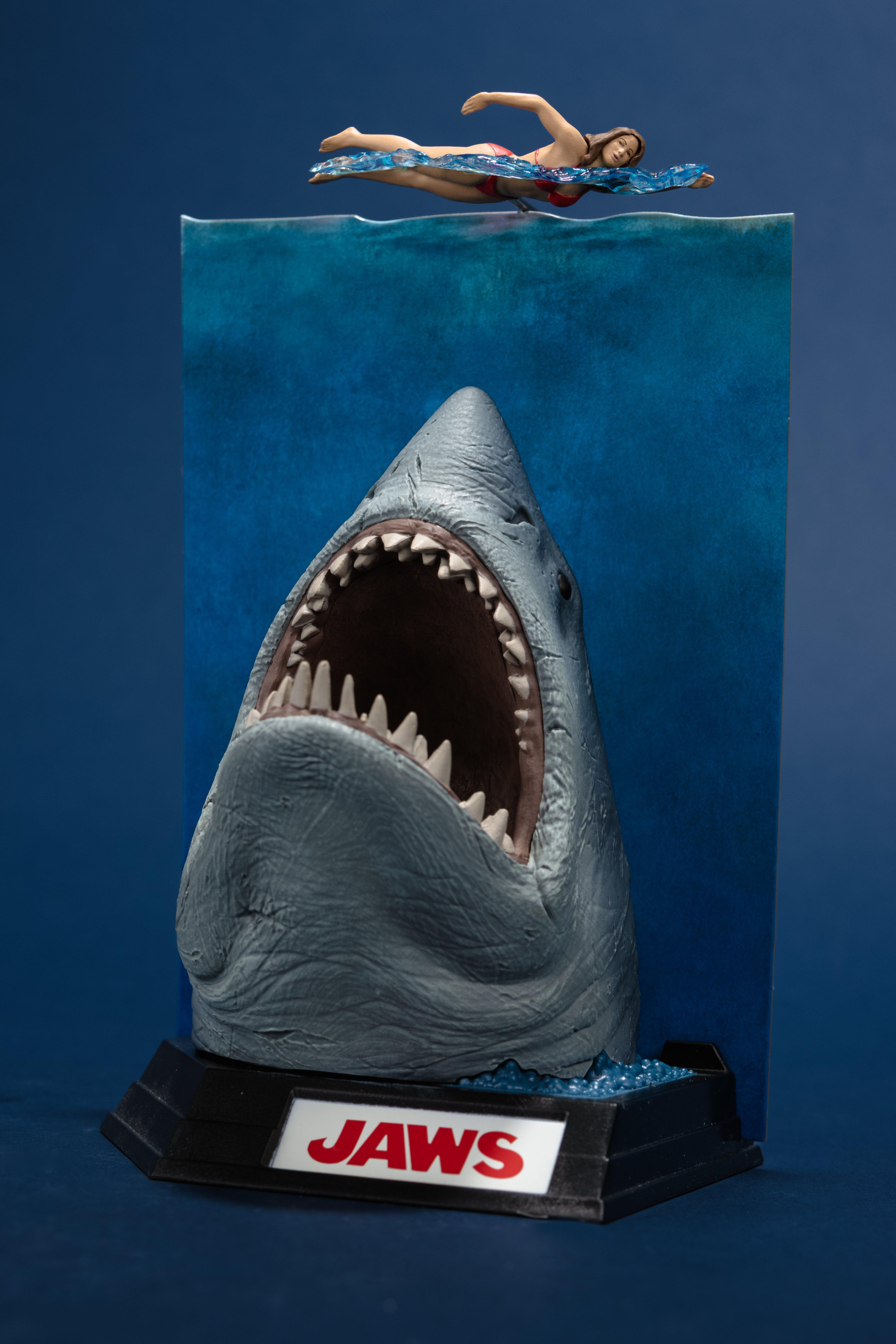 McFarlane Toys Movie Maniacs Jaws 6-in Action Figure