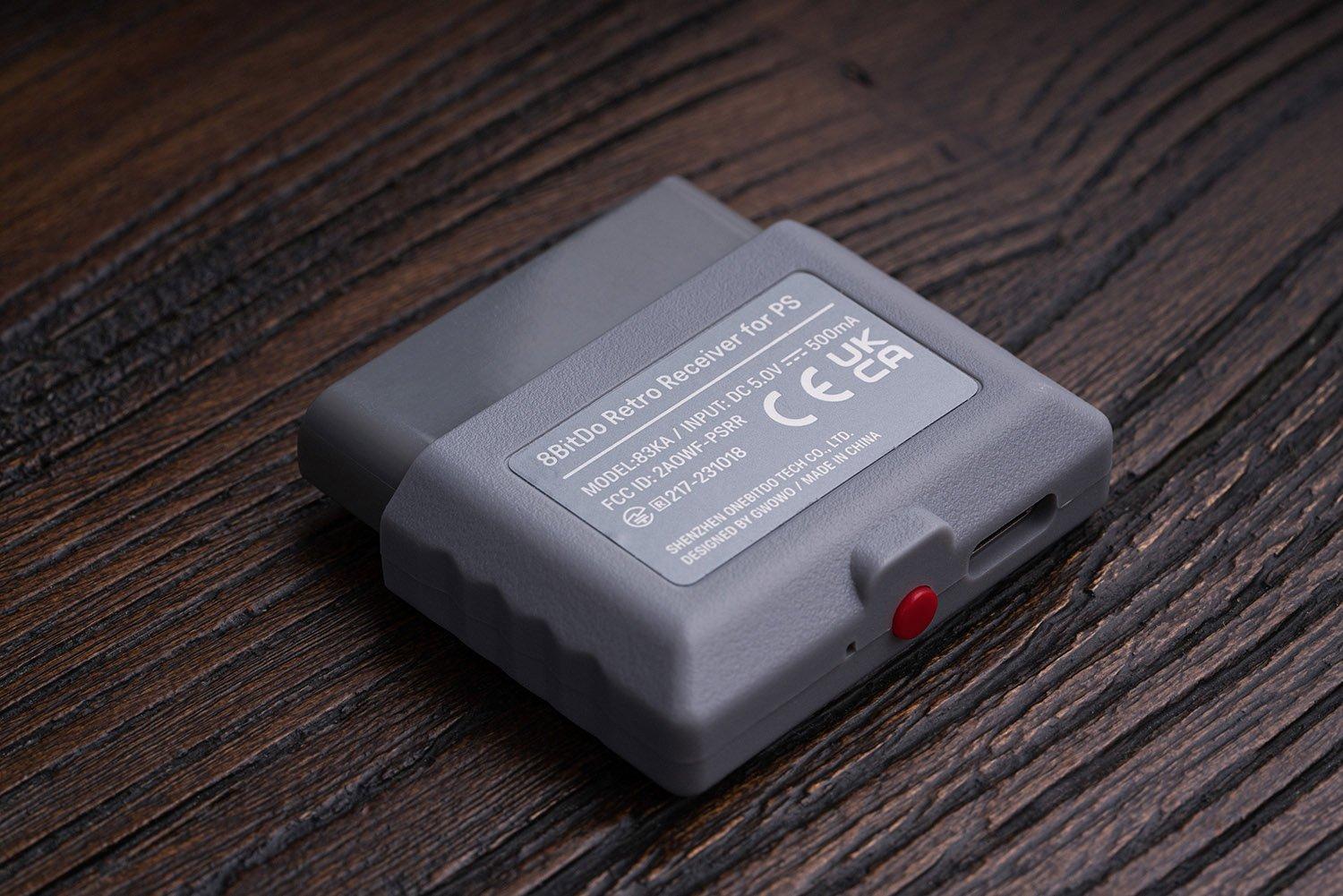 8BitDo Bluetooth Retro Receiver for PlayStation, PlayStation 2 and Windows
