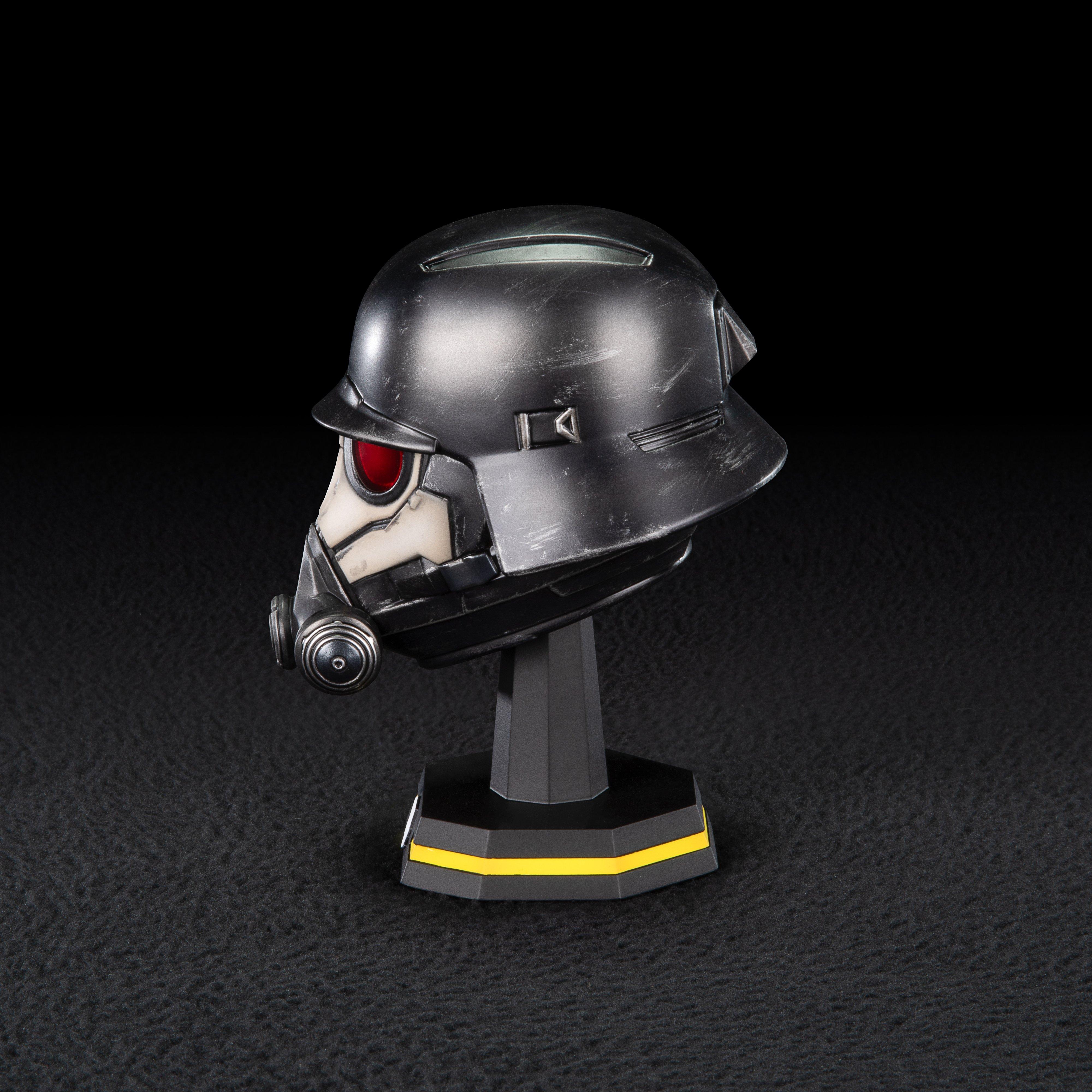 Helldivers 2: Field Chemist Helmet 1:4 Scale Replica