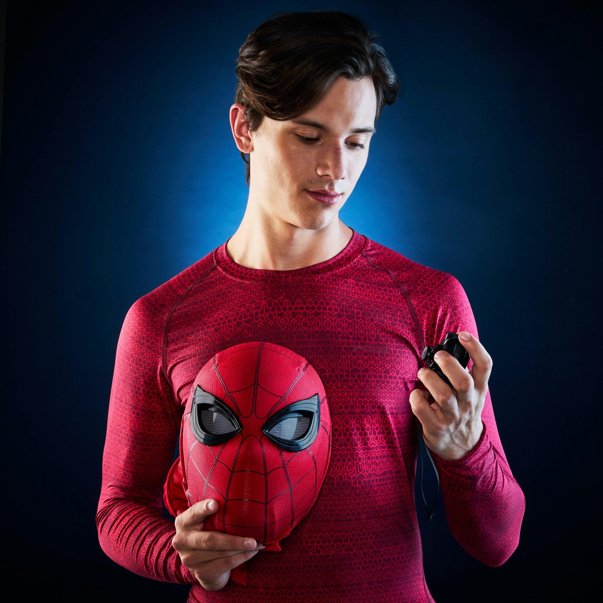 Hasbro Marvel Legends Series Spider-Man: Homecoming Premium Electronic Expressive Mask