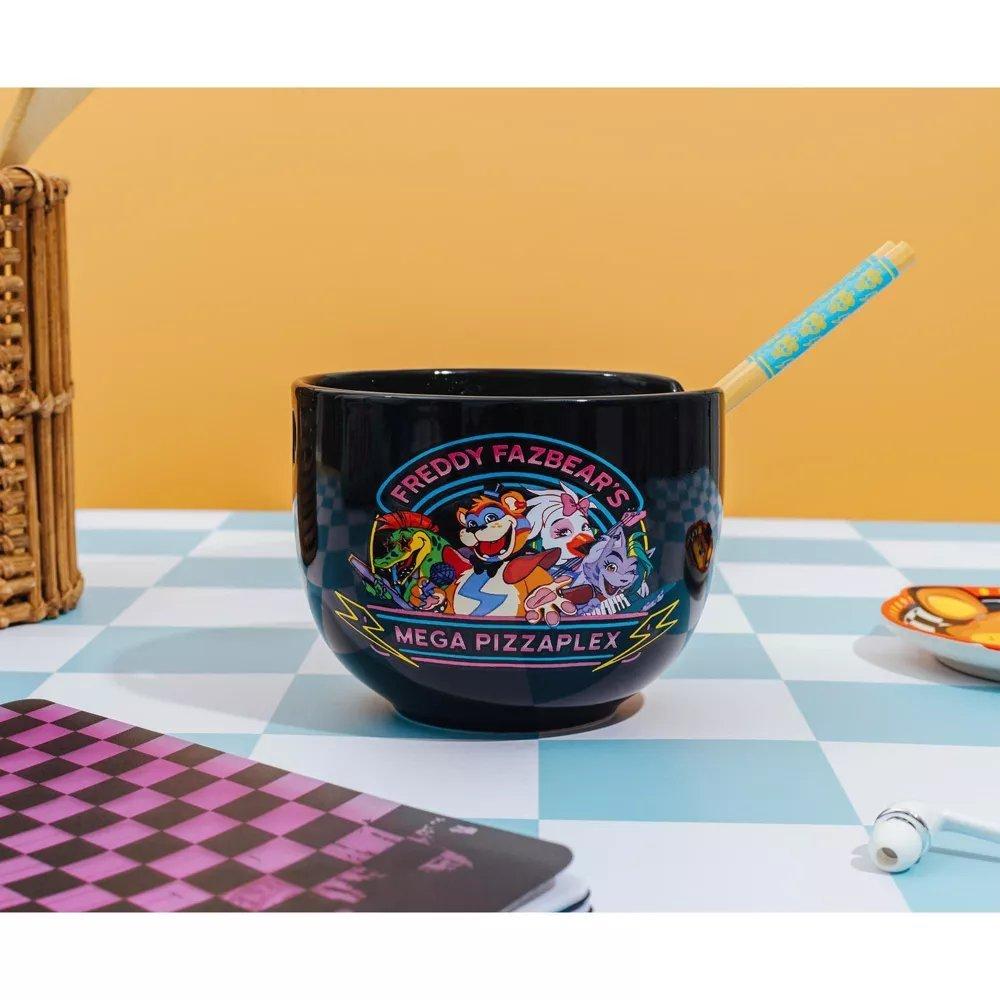 Five Nights At Freddy's Mega Pizzaplex 20oz Ceramic Ramen Bowl with Chopsticks