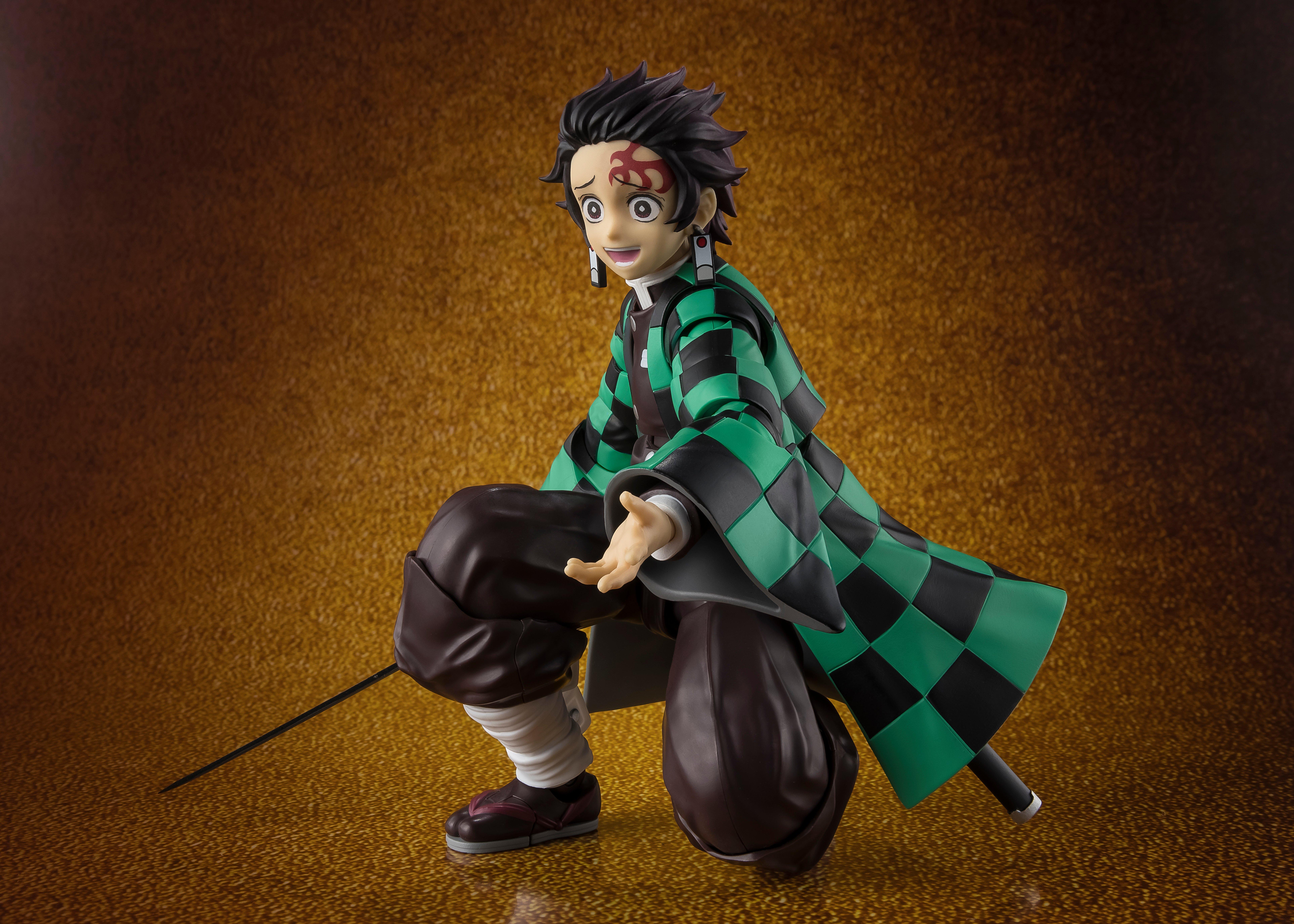 Bandai Demon Slayer: Kimetsu no Yaiba Tamashii Nations S.H. Figuarts Tanjiro Kamado (The Final Battle in the Infinity Castle) 2.6-in Figure