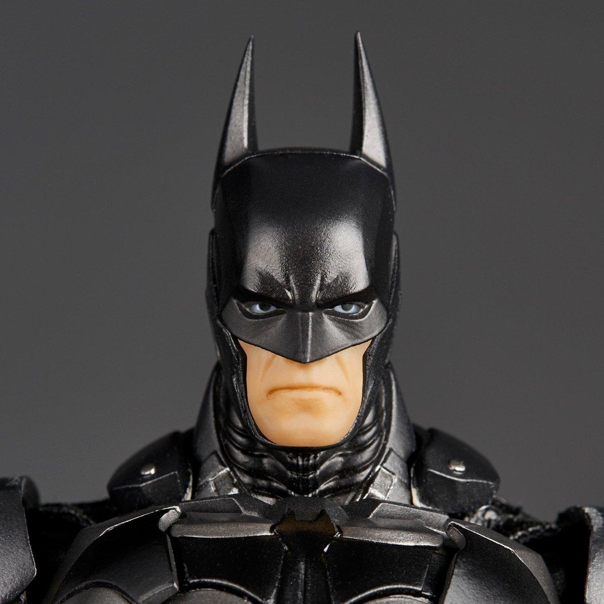 Revoltech Amazing Yamaguchi Batman (Batman Arkham Knight Ver.) Action Figure