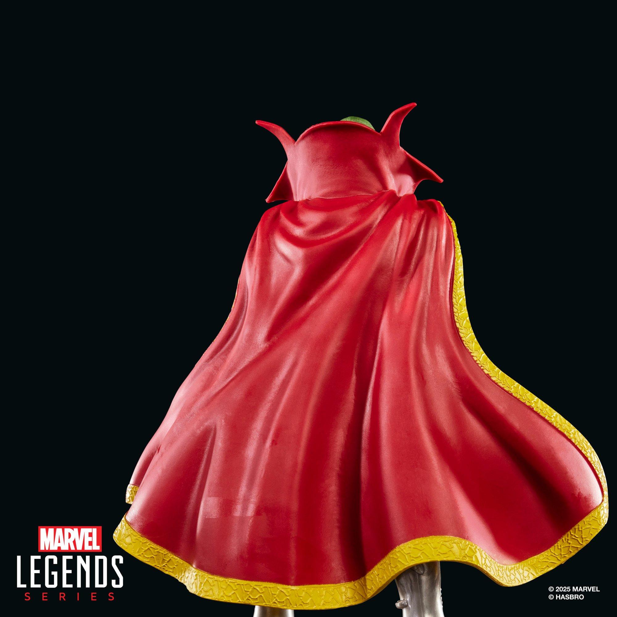 Hasbro Marvel Legends Series Fantastic Four Emperor Doom 6-in Action Figure