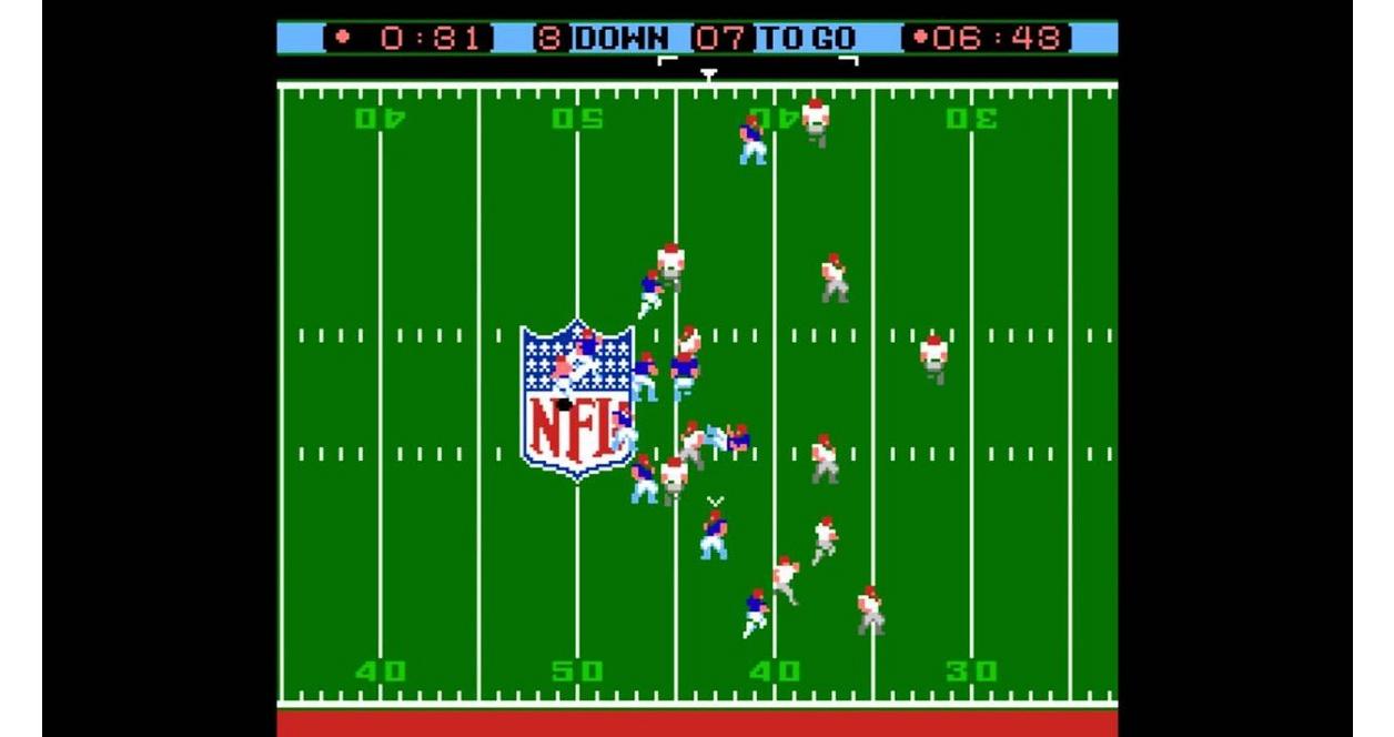 NFL Football - Nintendo (NES)