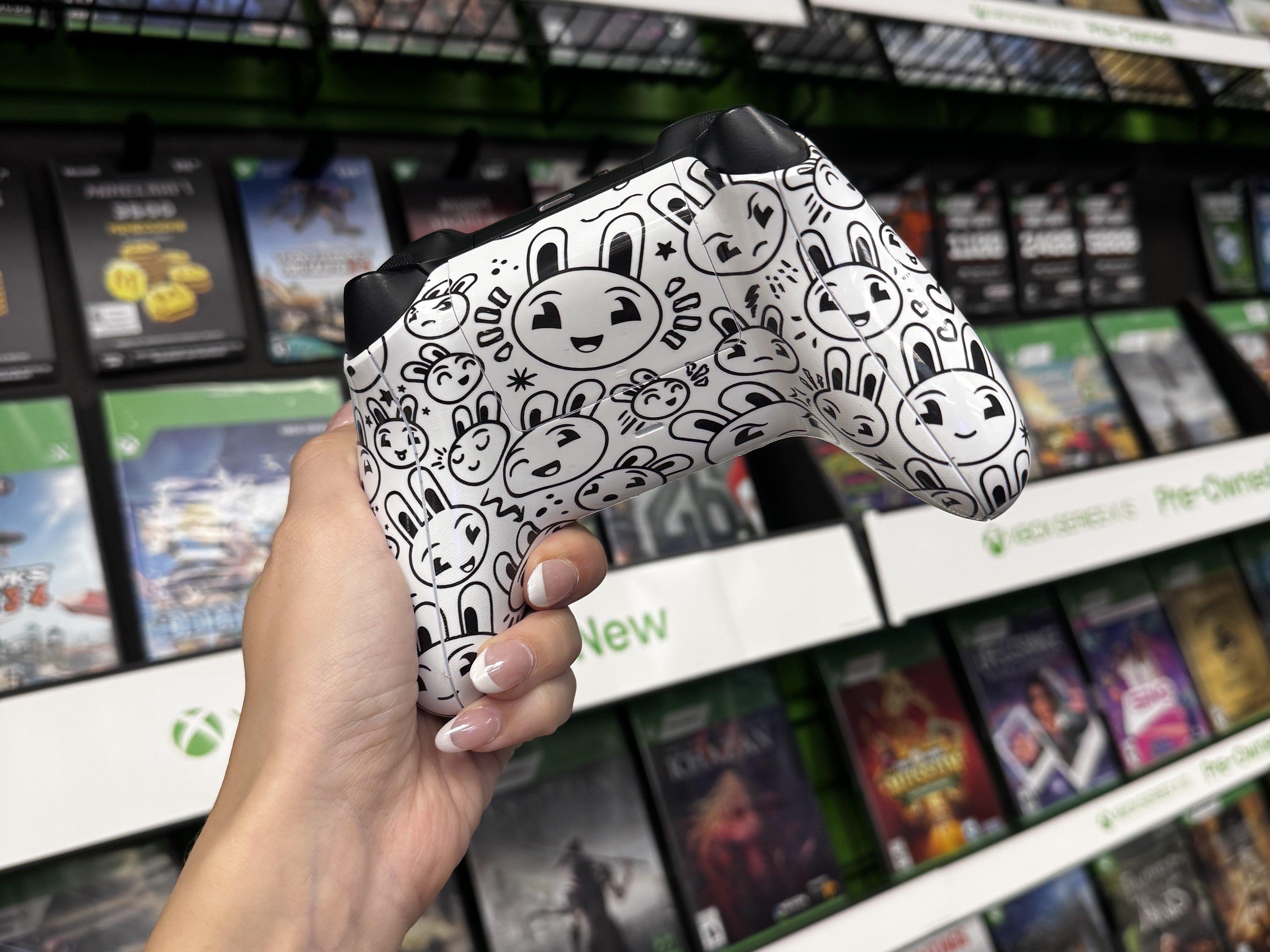 Microsoft Xbox Series X Wireless Controller