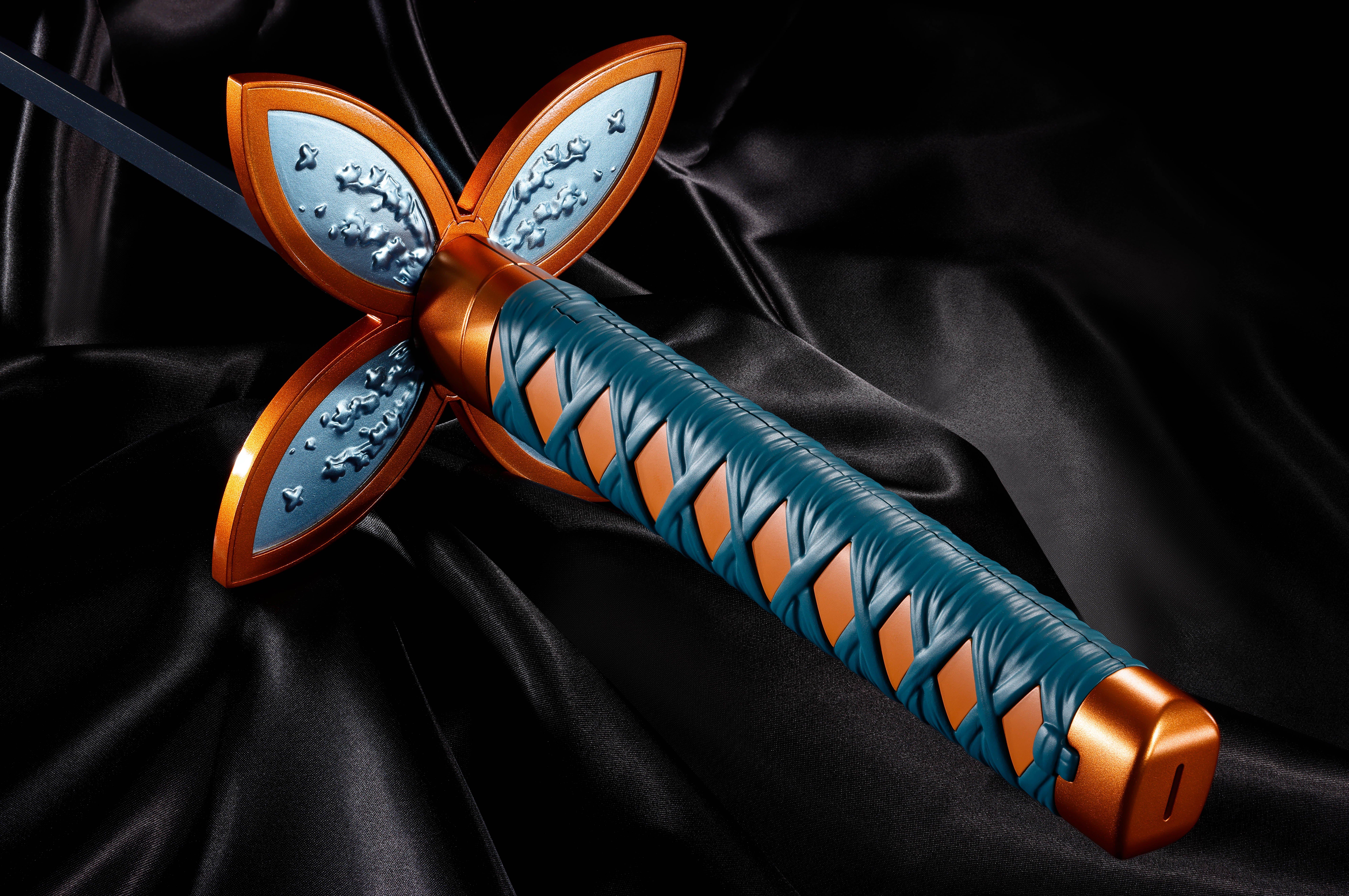 Bandai Tamashii Nations Demon Slayer: Kimetsu no Yaiba Shinobu Kocho's Nichirin Sword Proplica