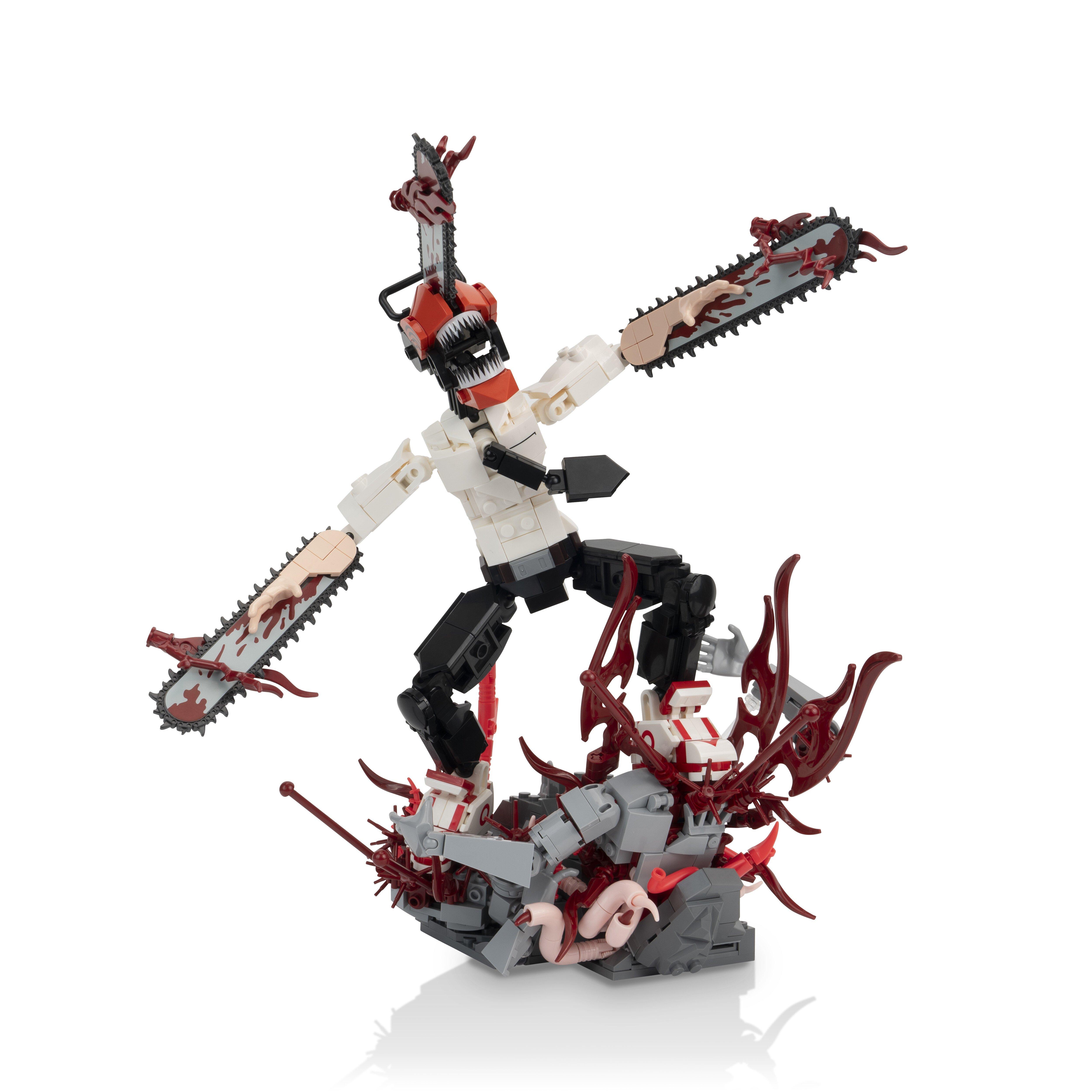 BLDR Chainsaw Man and Base 8-in Deluxe Building Set