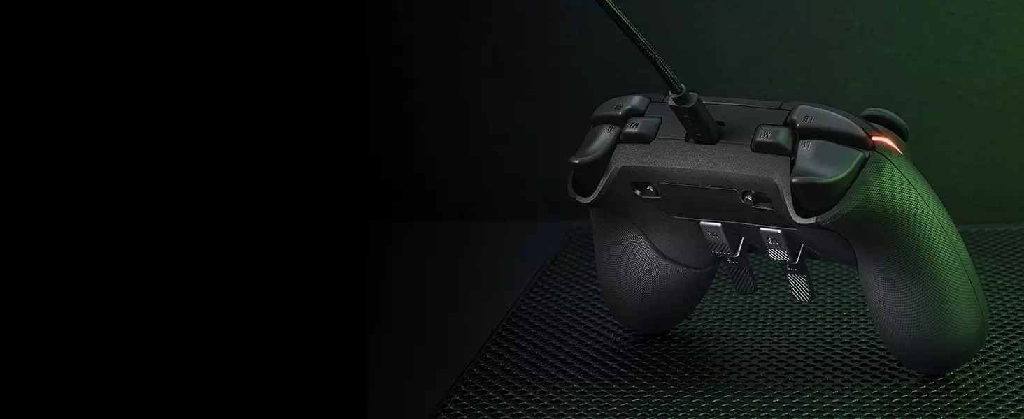 Manette Razer Wolverine V2 Chroma RGB Pour Xbox Et PC - USB-C, Noir, état Très Bon