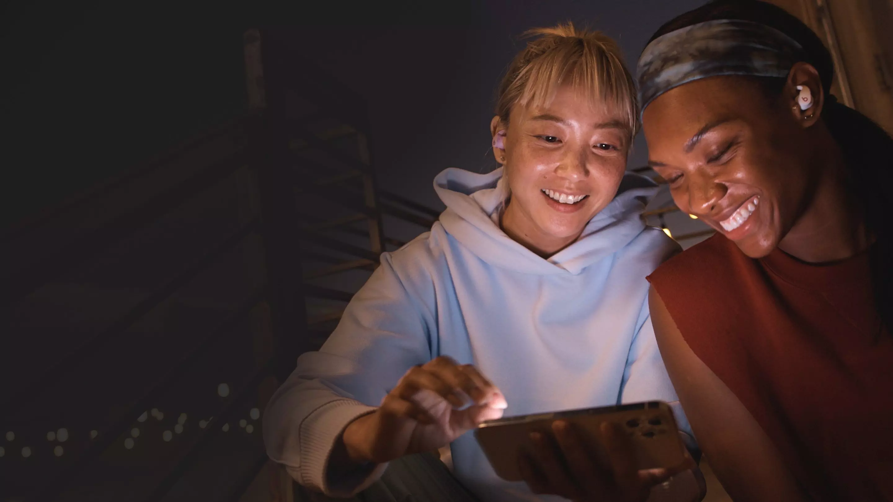 Enhanced by Apple H1 chip