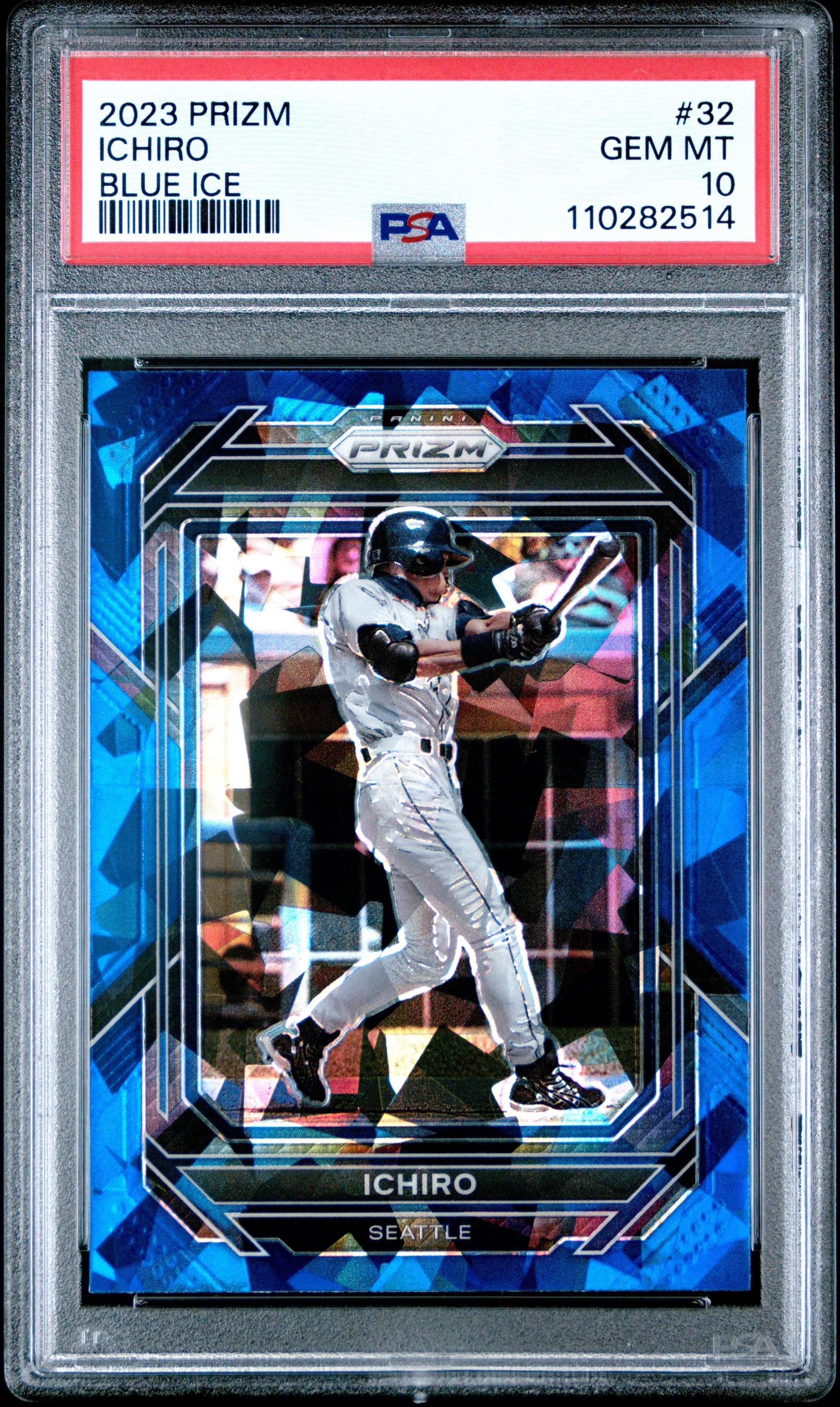 2023 Panini Prizm 32 Ichiro Blue Ice PSA 10