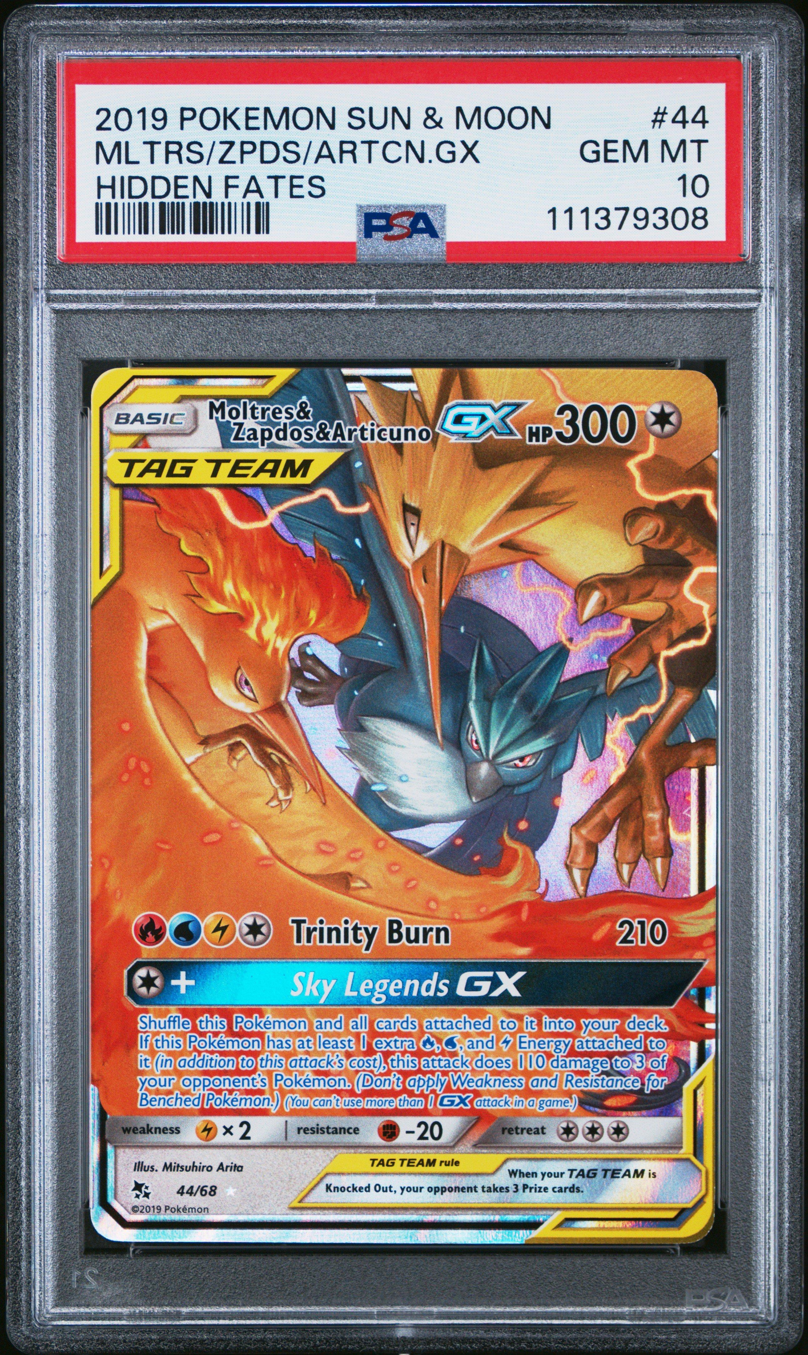 2019 Pokemon Sun & Moon Hidden Fates 44 Moltres & Zapdos & Articuno Gx PSA
