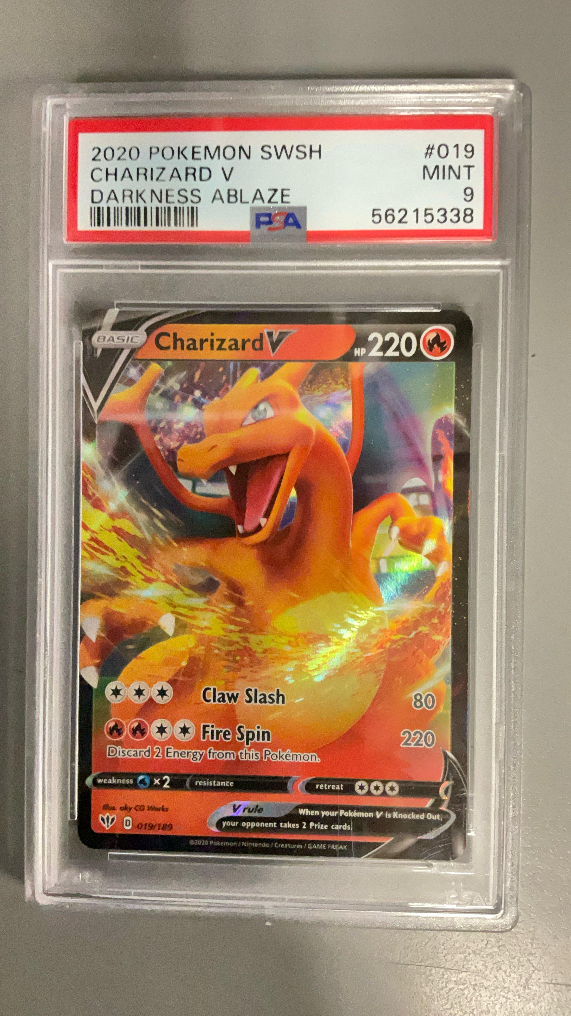 pokemon cards v charizard 017/172 Brilliant Stars - Ultra Rare Card this item offers a spectacular aesthetic for a gallery Pokemon Charizard V HP 220