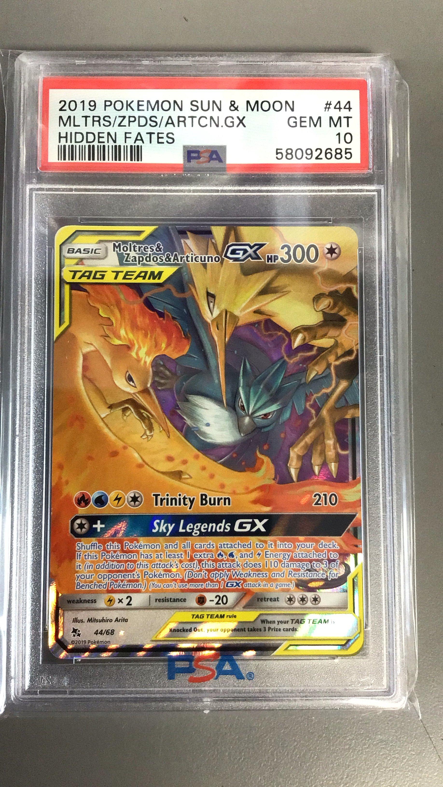 2019 Pokemon Sun & Moon Hidden Fates 44 Moltres & Zapdos