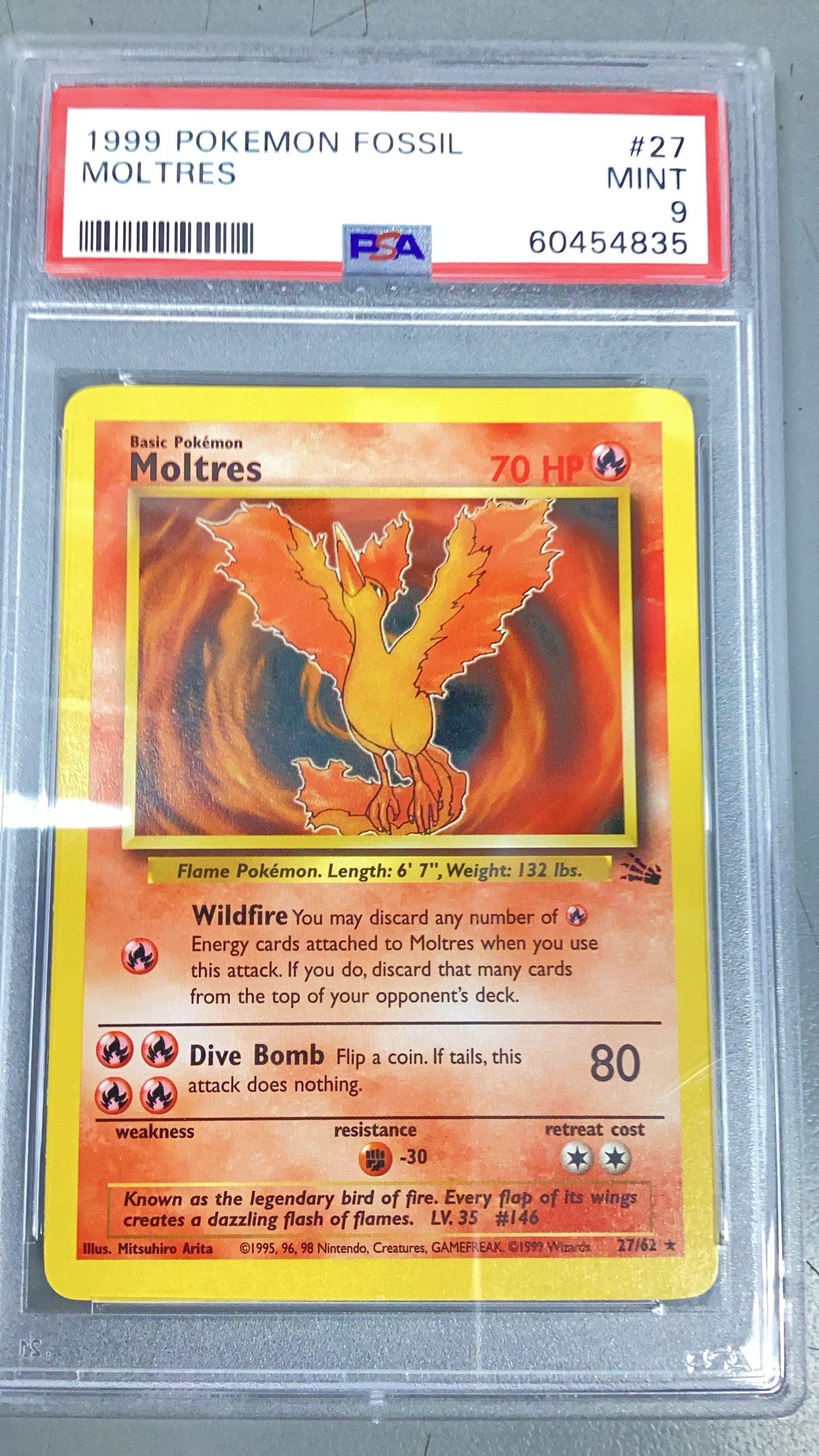 1999 Pokemon Fossil 27 Moltres PSA 9