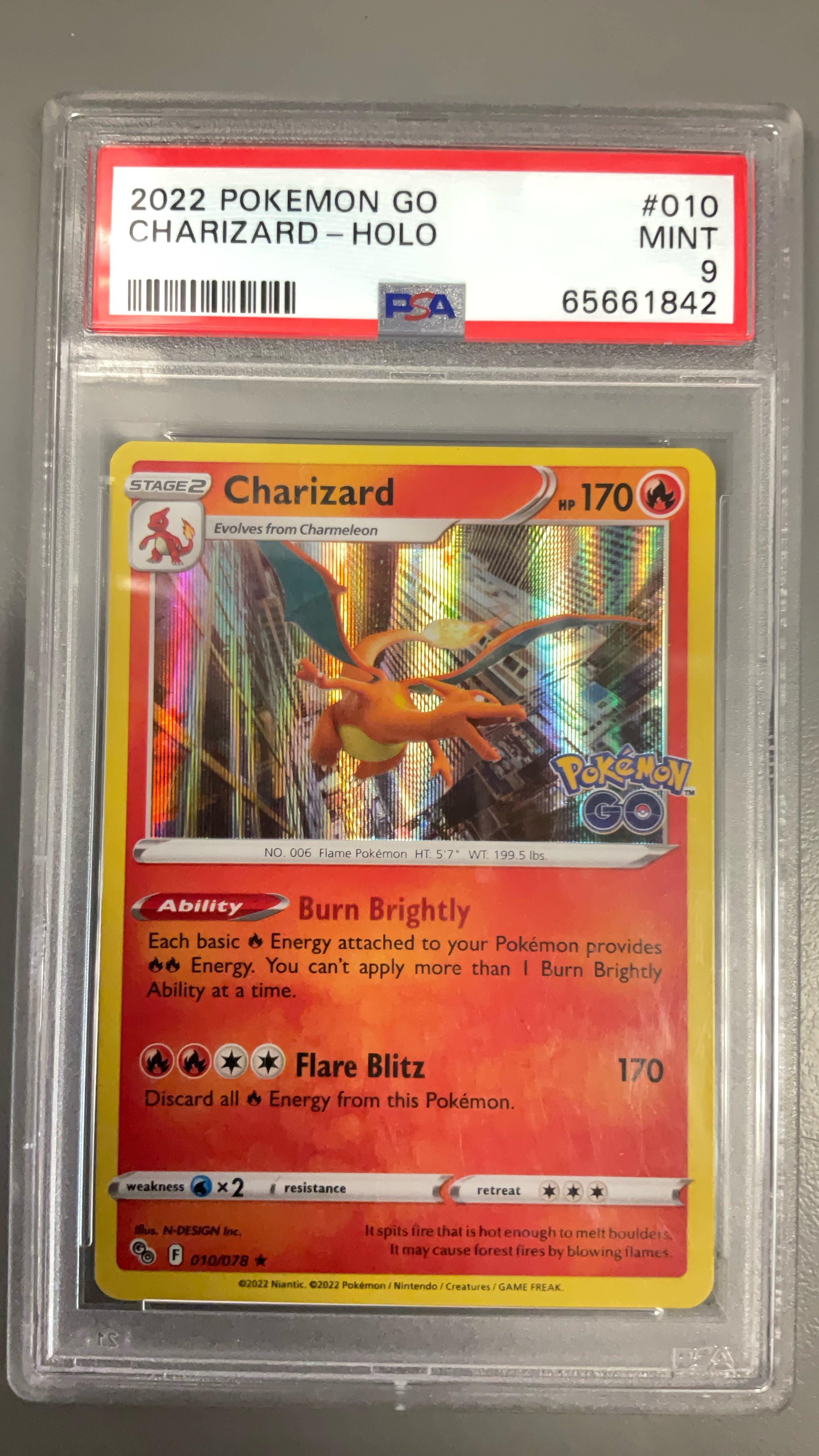2022 Pokemon Go 010 Charizard-holo PSA