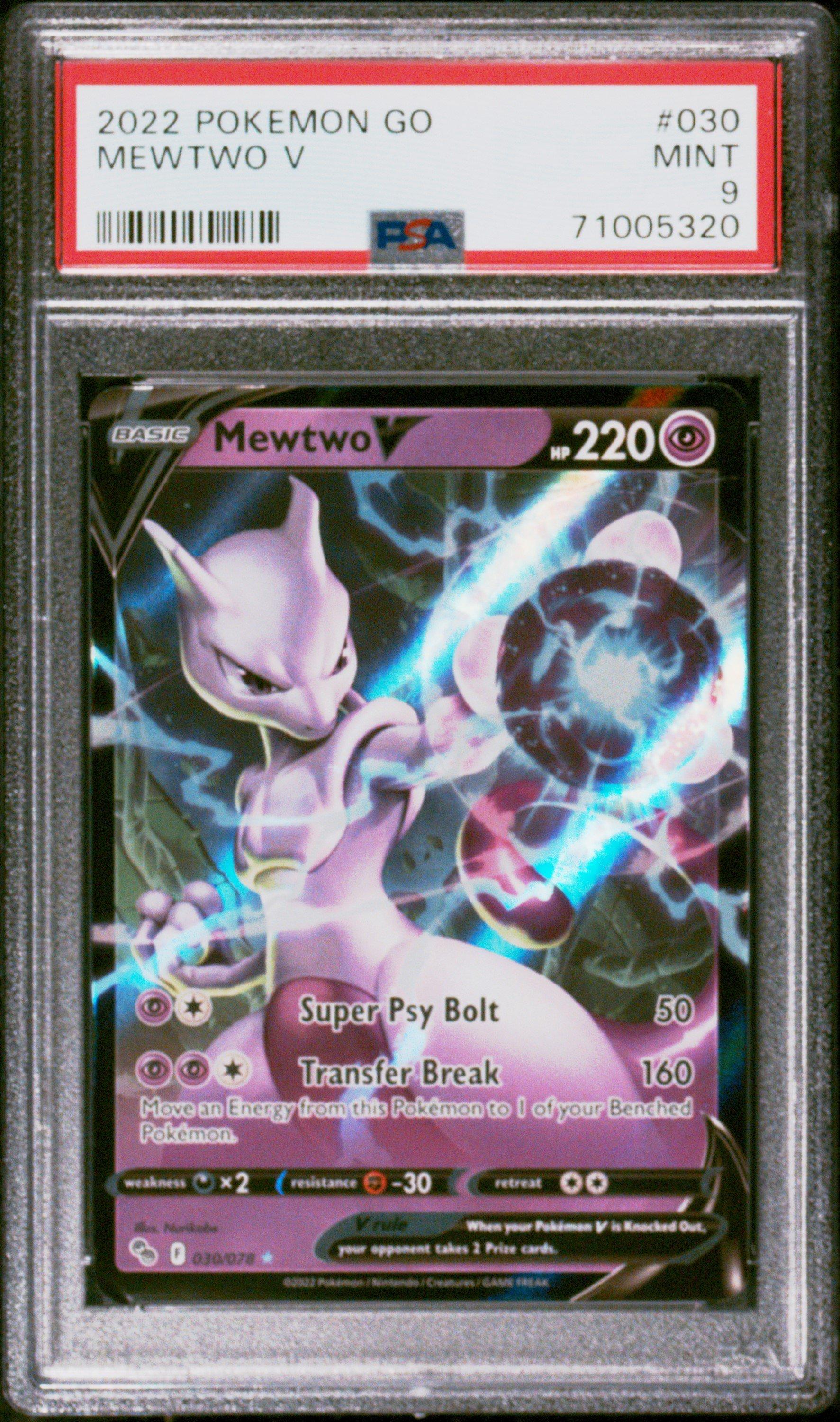 2022 Pokemon Go 030 Mewtwo V PSA