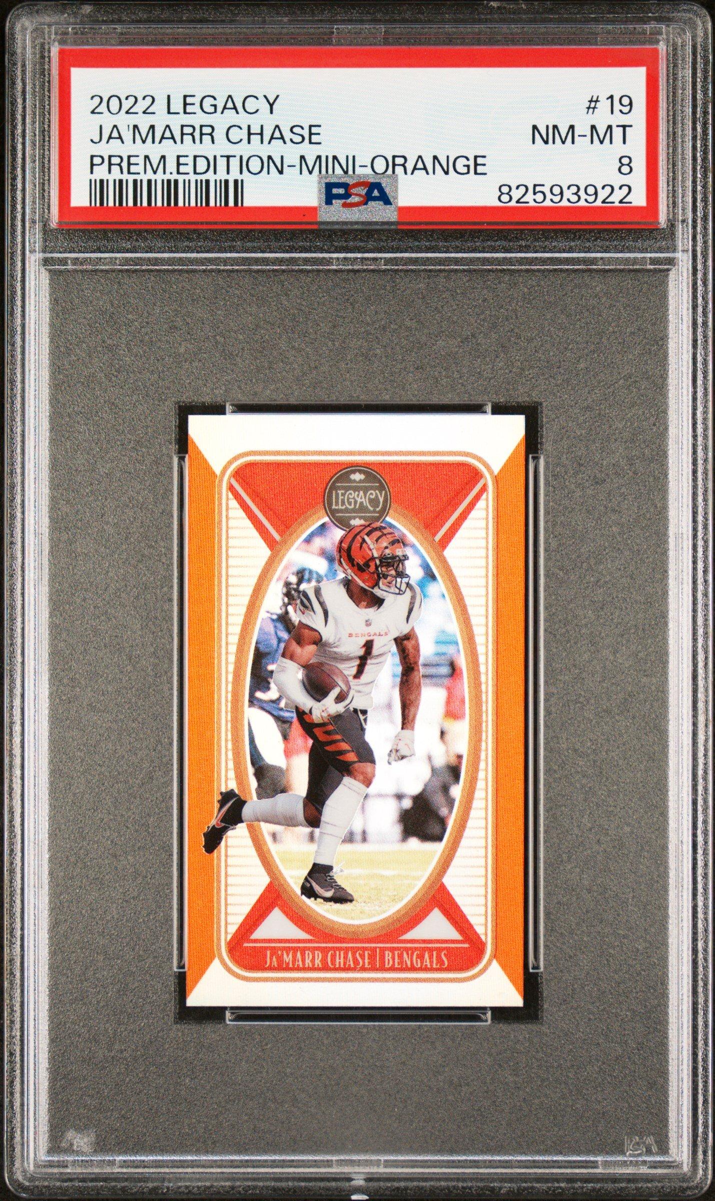 2022 Panini Legacy 19 Ja'marr Chase Premium Edition-mini-orange PSA 8