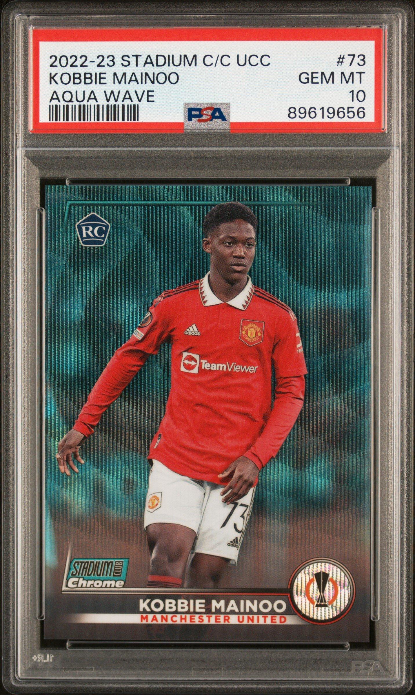 2022-23 Topps Stadium Club Chrome Uefa Club Competitions 73 Kobbie Mainoo Aqua Wave PSA 10