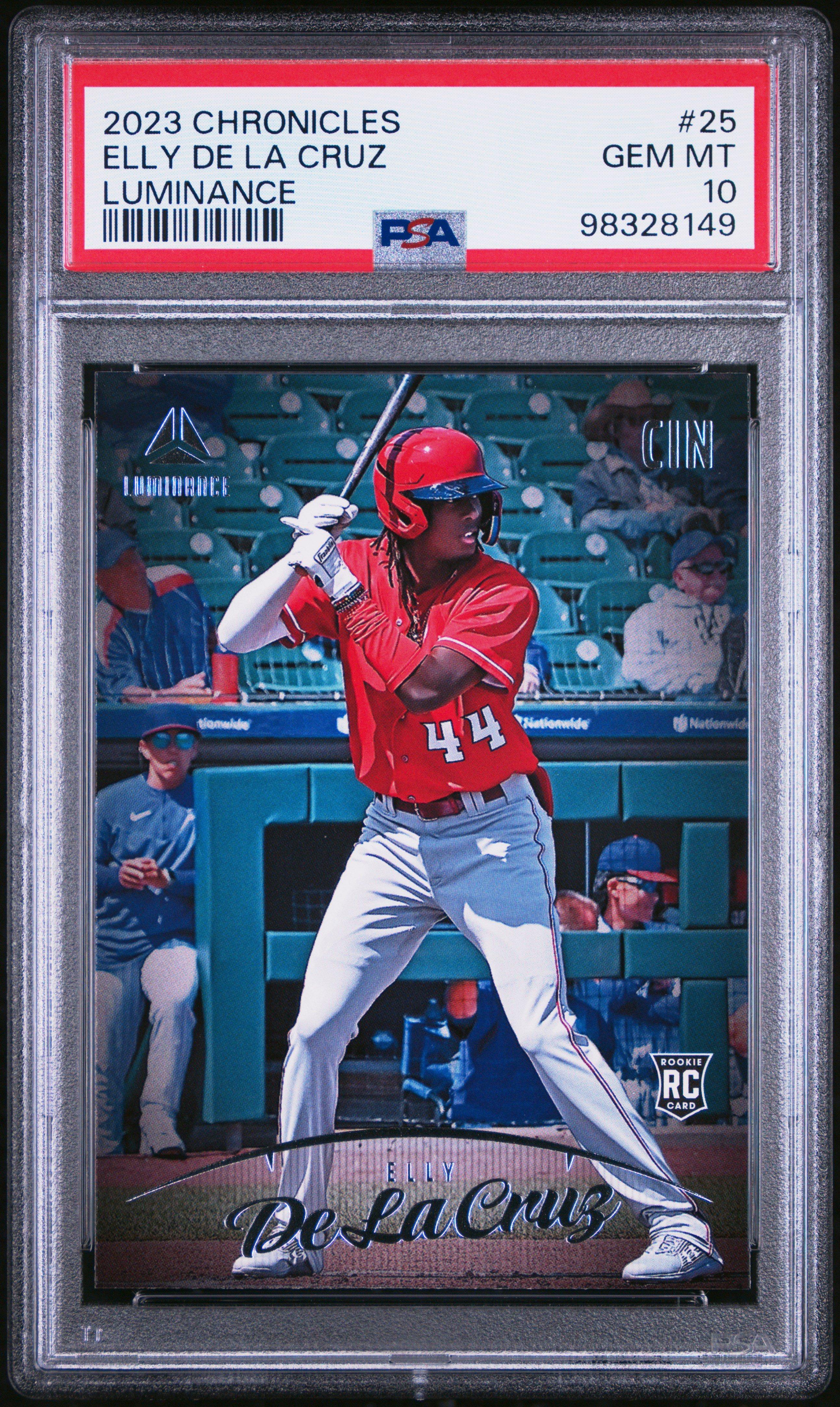 2023 Panini Chronicles Luminance 25 Elly De La Cruz PSA 10