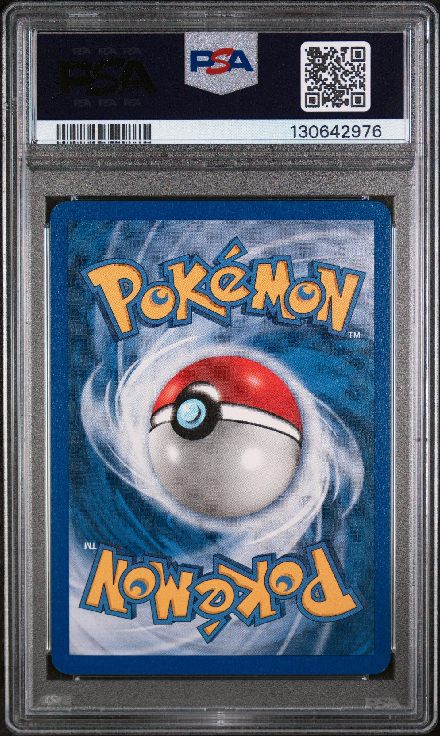 2002 Pokemon Expedition 33 Alakazam-reverse Foil PSA 8 Graded Card