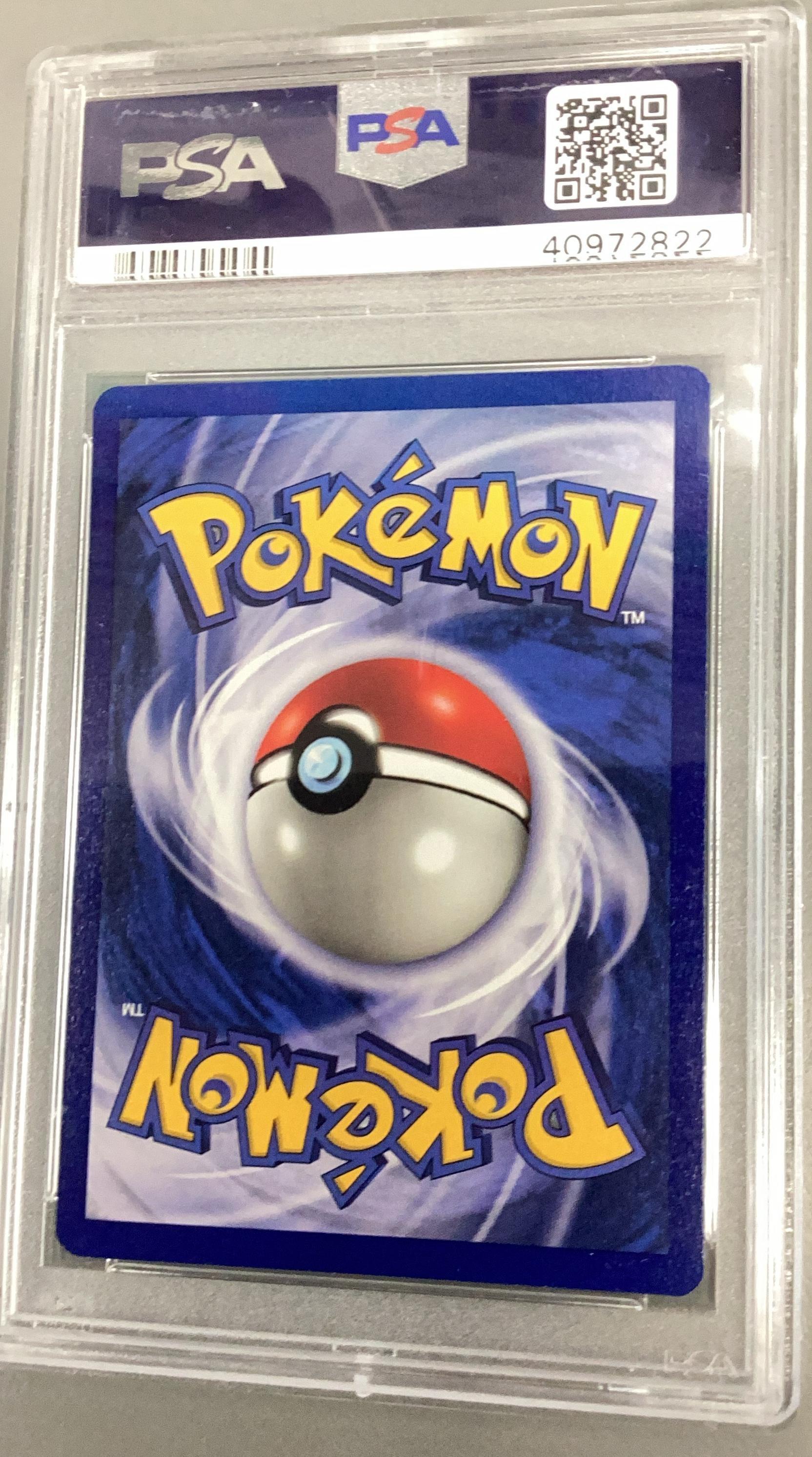 1999 Pokemon Game 33 Kakuna 1st Edition PSA