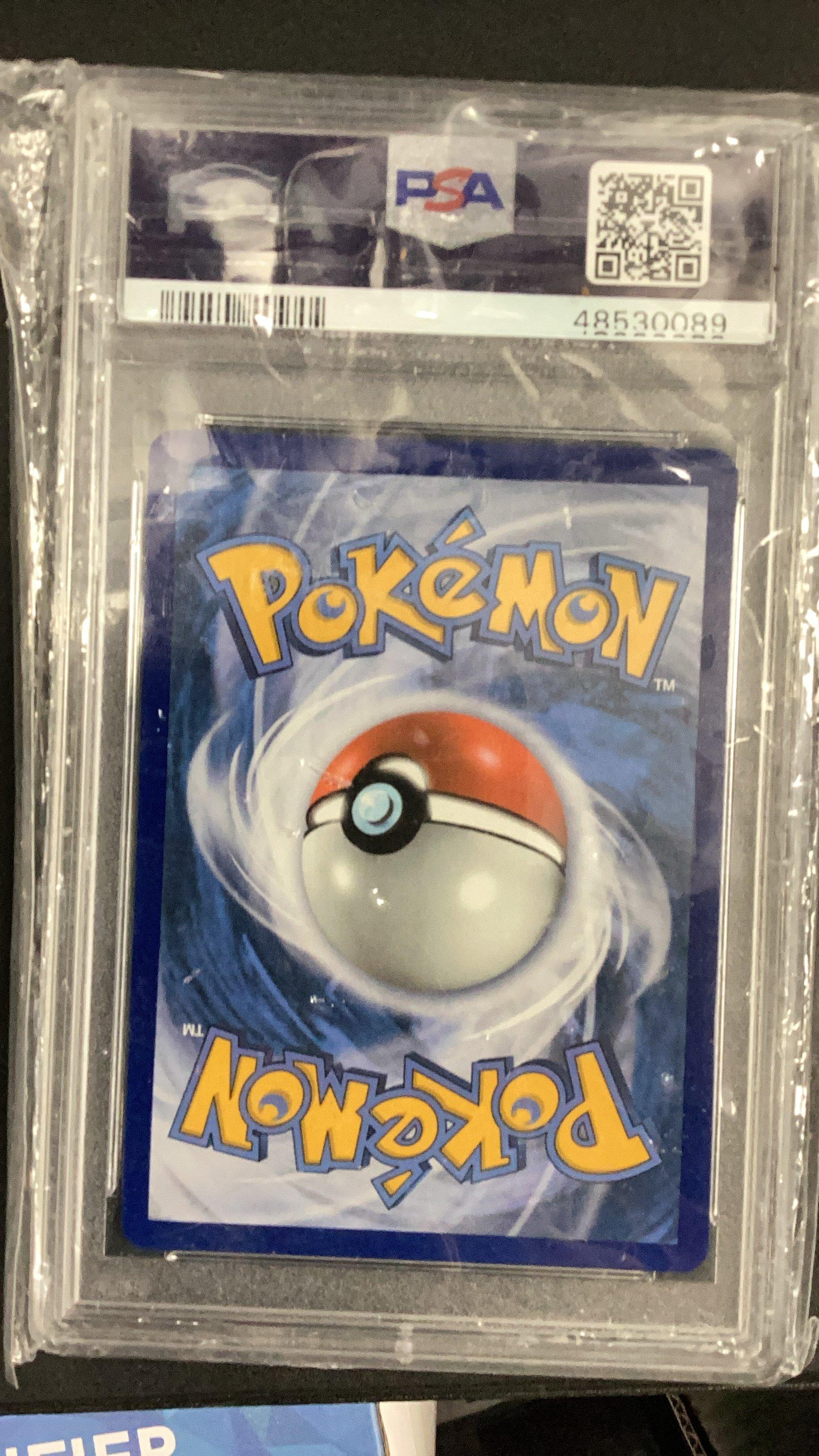2019 Pokemon Sun & Moon Hidden Fates Sv11 Froakie-holo PSA 10