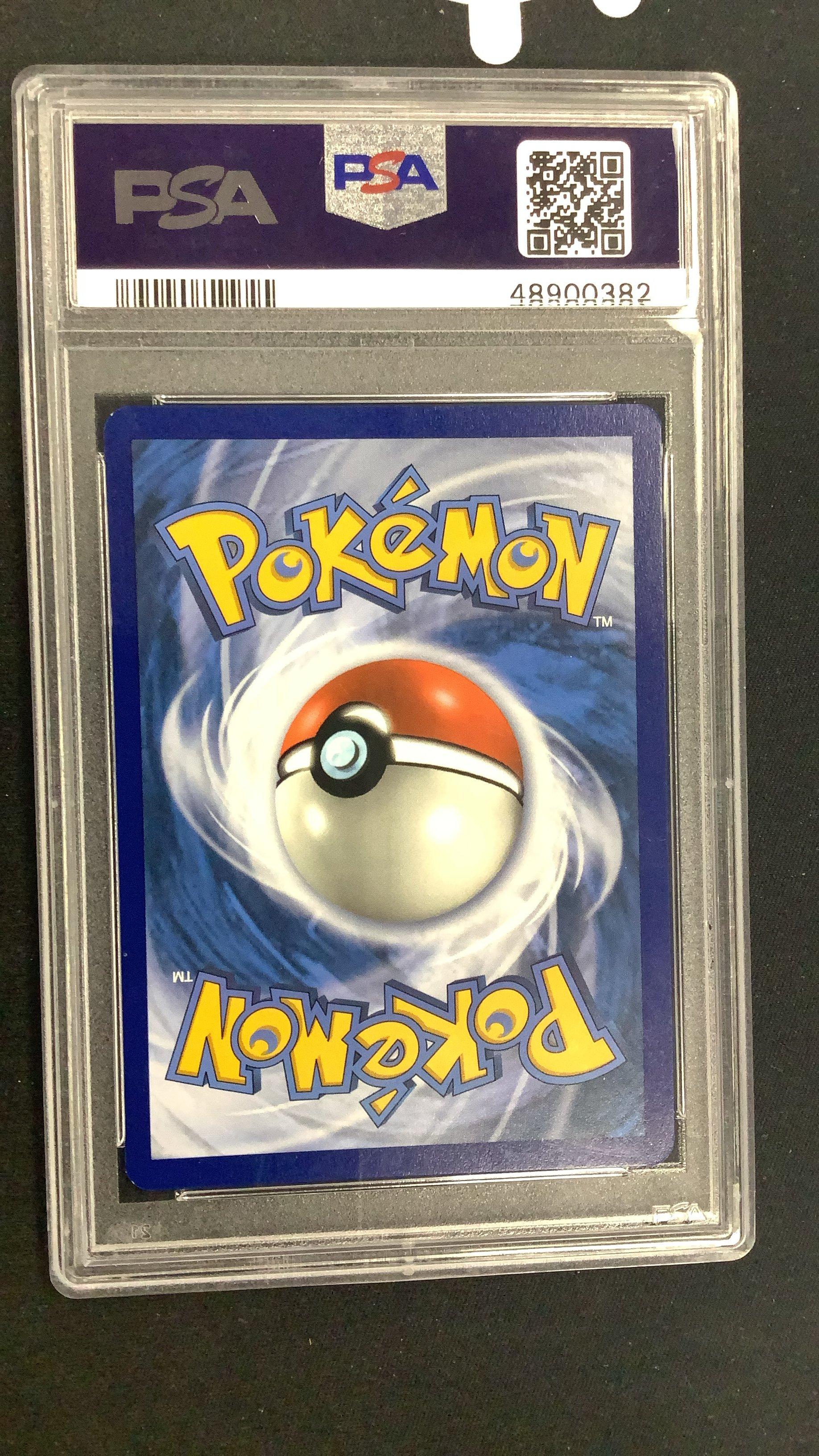 2019 Pokemon Sun & Moon Cosmic Eclipse 21 Buzzwole-reverse Foil PSA 10