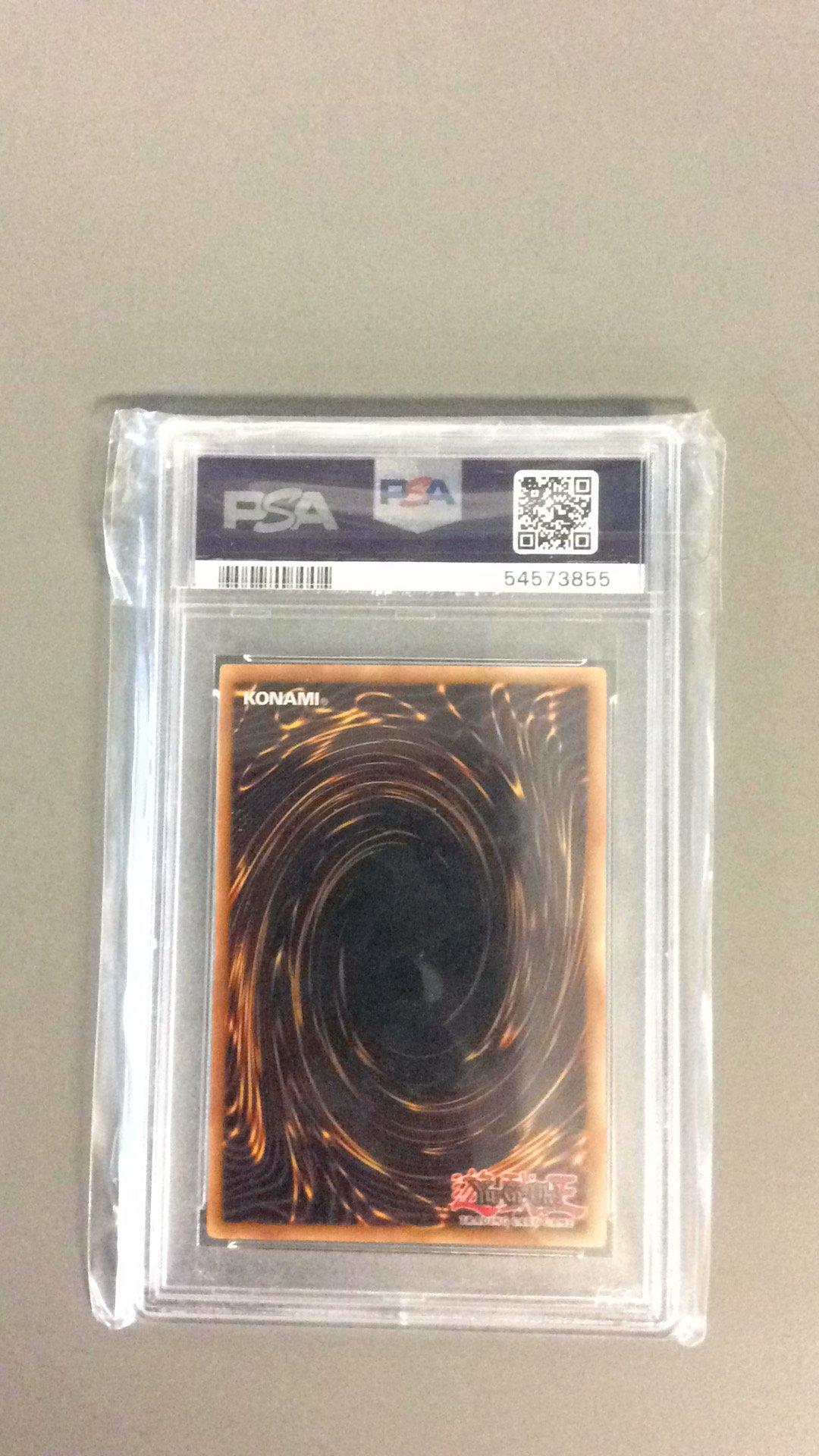 2020 Yu-gi-oh! Maximum Gold En002 Dark Magician 1st Edition PSA