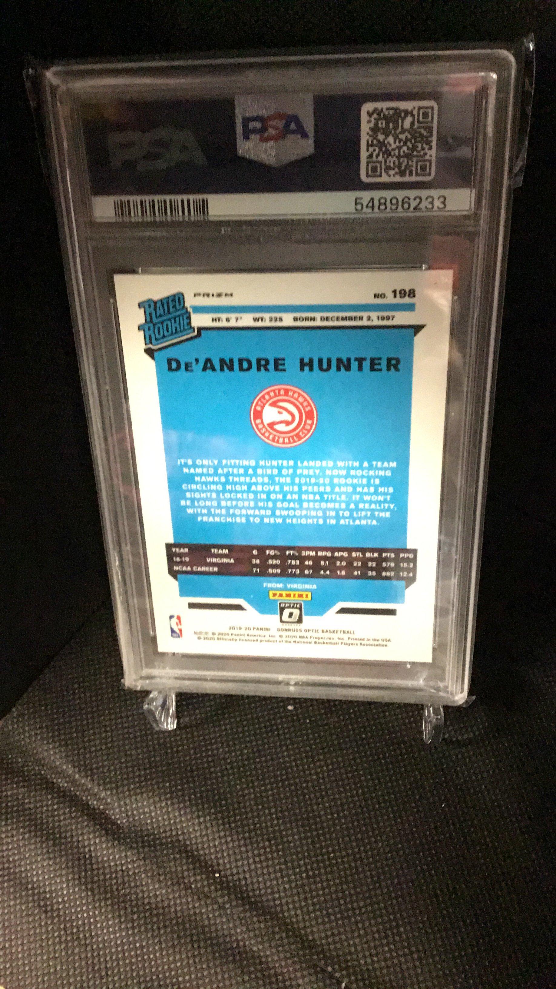2019 Panini Donruss Optic 198 De'andre Hunter Hyper Pink PSA 9