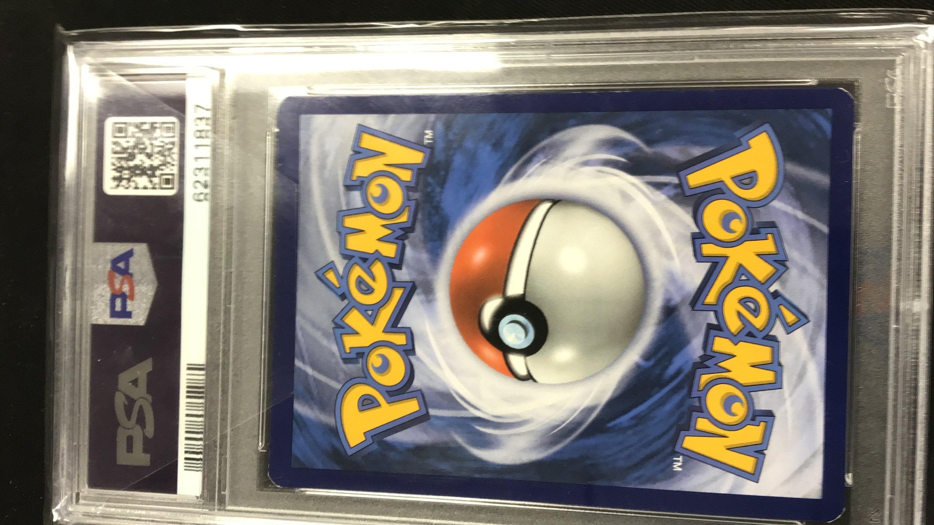 2017 Pokemon Sm Black Star Promo Sm86 Pikachu-holo Shining Legends Collector Chest PSA 8