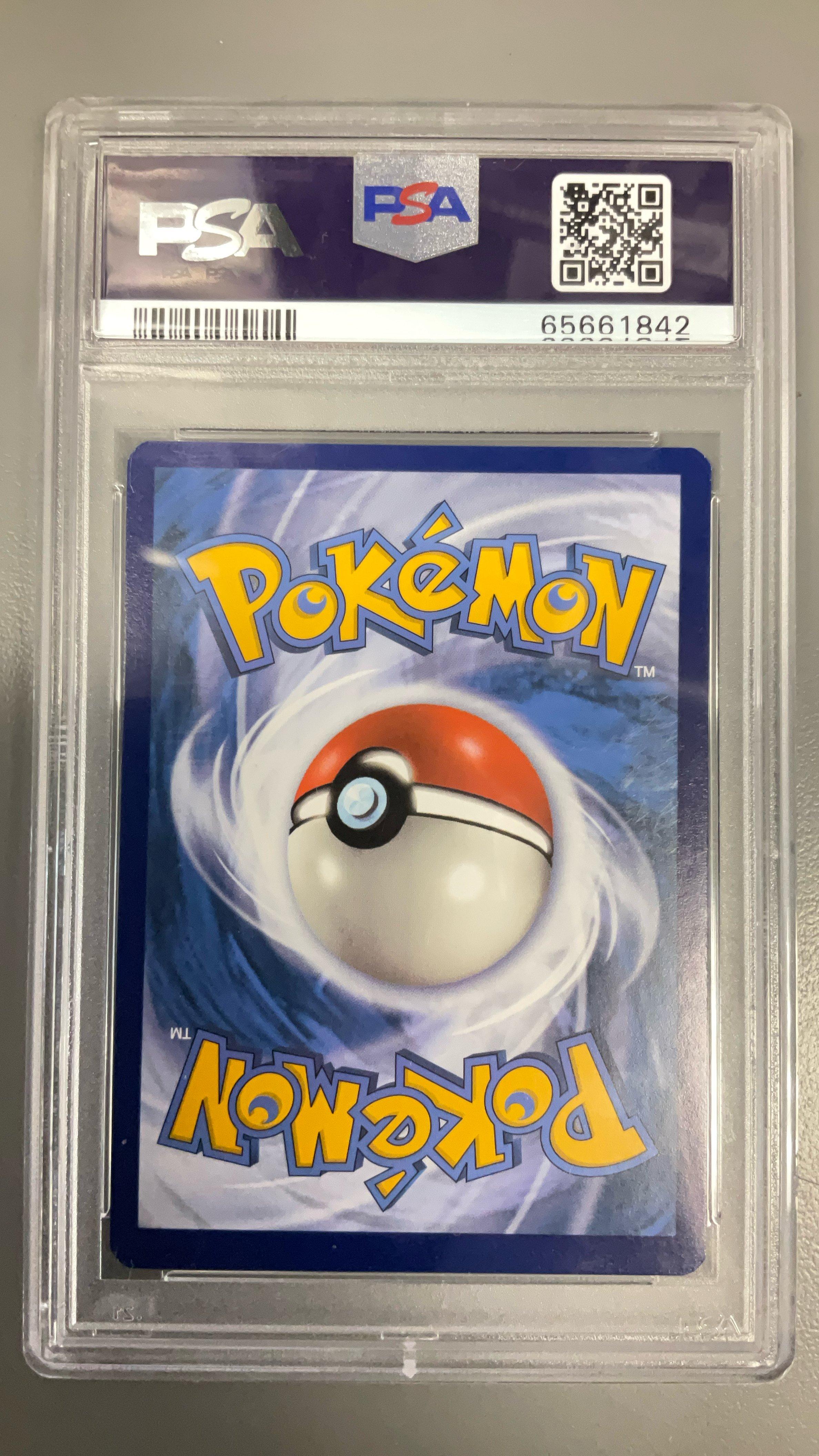 2022 Pokemon Go 010 Charizard-holo PSA