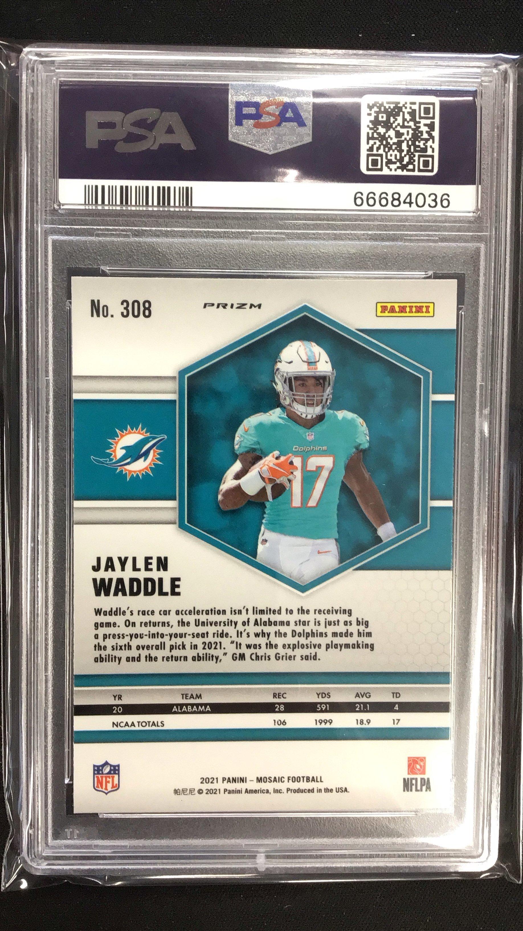 2021 Panini Mosaic 308 Jaylen Waddle Green Mosaic PSA 10