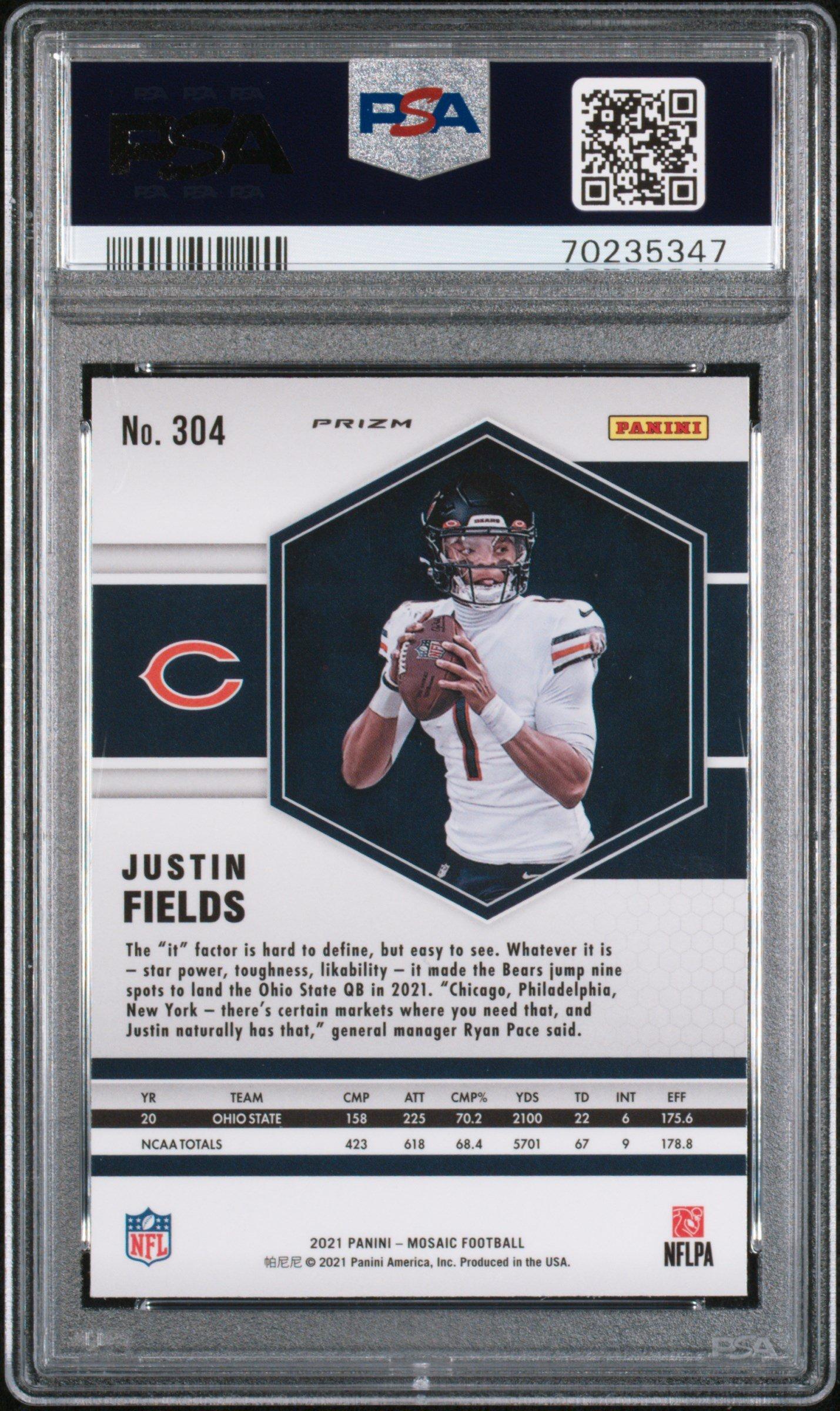 2021 Panini Mosaic 304 Justin Fields Camo Pink PSA 9