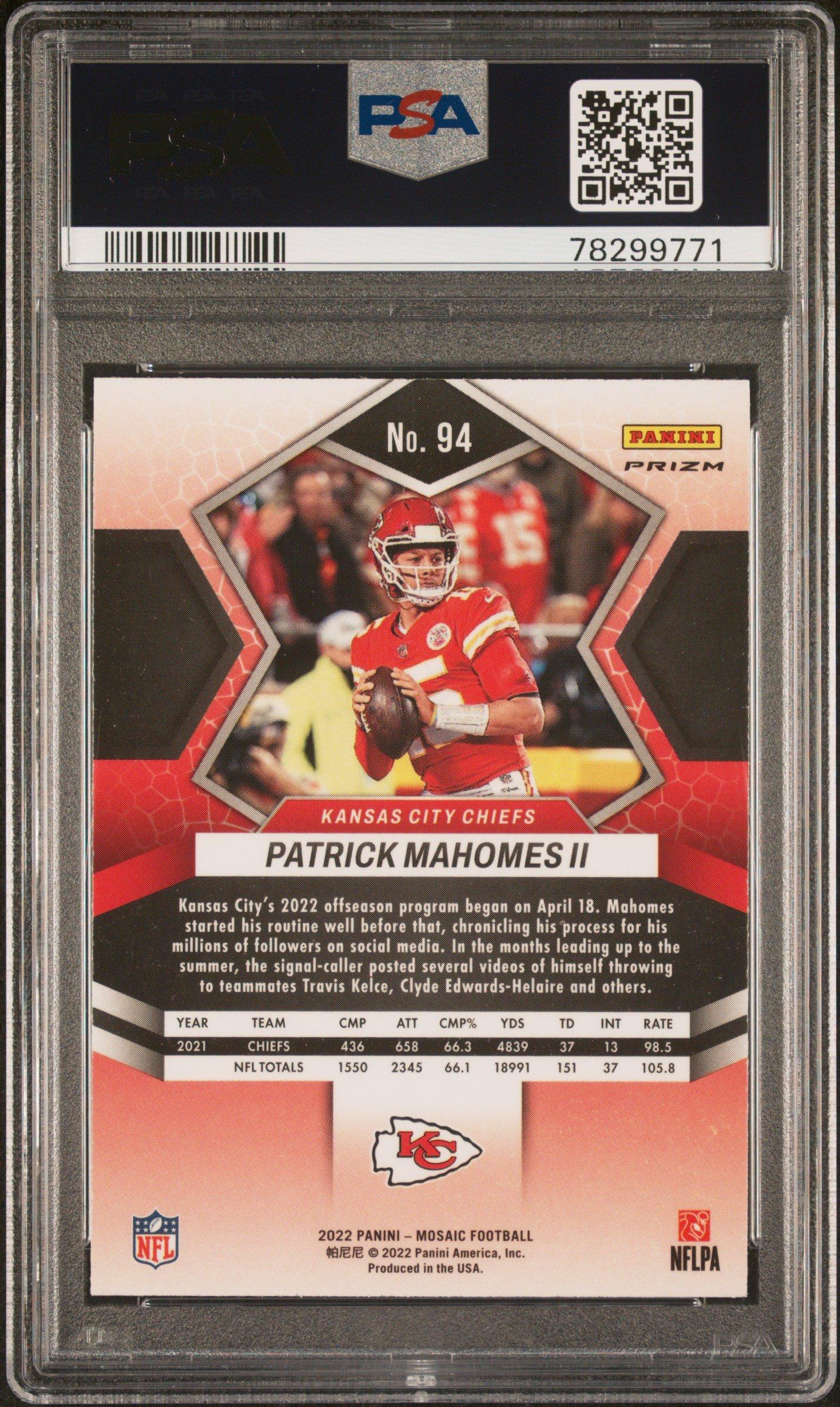 2022 Panini Mosaic 94 Patrick Mahomes Ii Reactive Orange PSA 10