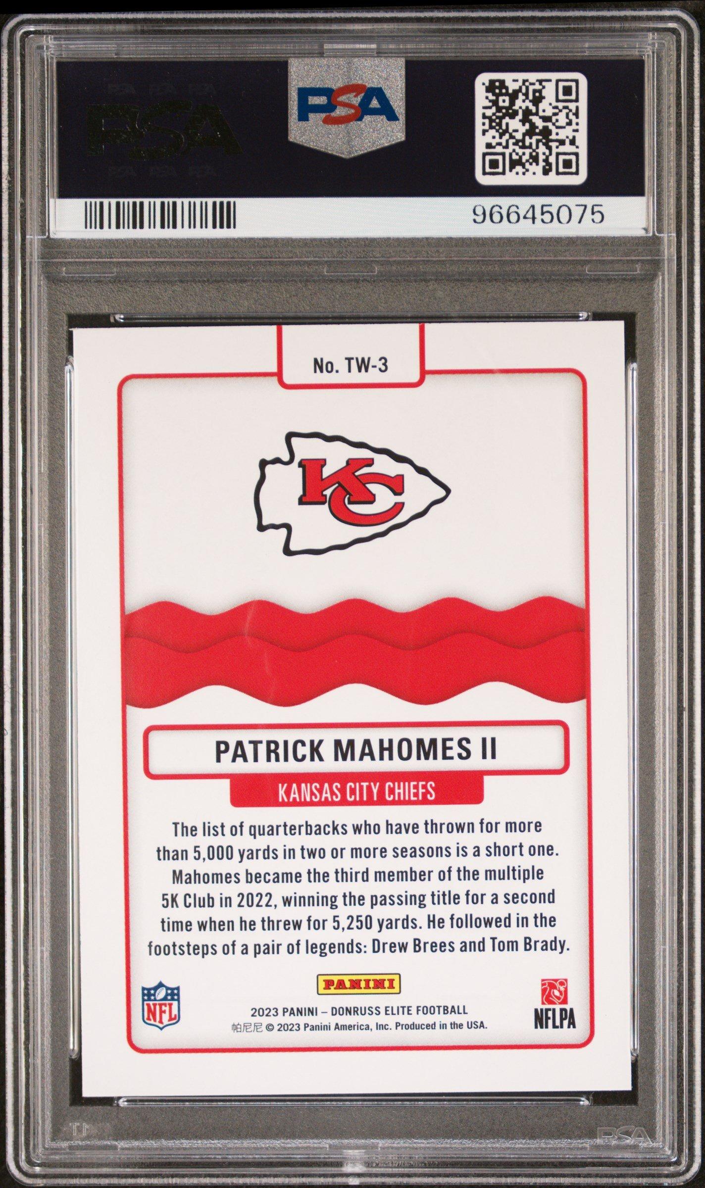 2023 Panini Donruss Elite Title Waves Tw3 Patrick Mahomes Ii Green PSA 10